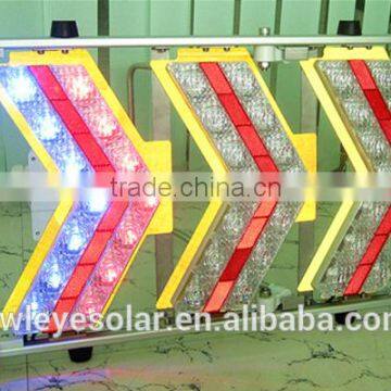 Truck Mounted Led Road Traffic Arrow Guide Light photo-3