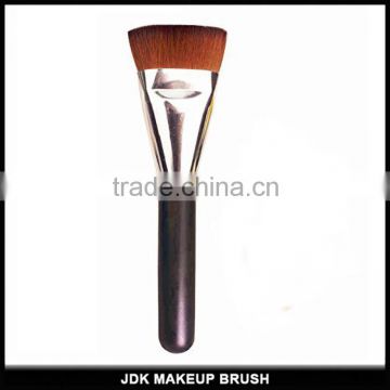 Daily makeup Flat top contour foundation brush with synthetic fiber hair