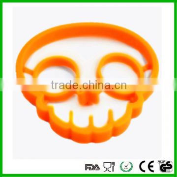 Food grade cheap skull shaped egg ring/mold for children breakfast