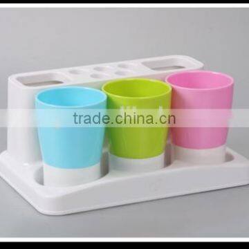 Family Plastic Toothbrush Holder Set With Three Cups photo-2