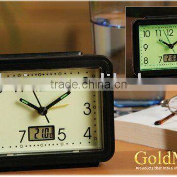 Alarm clock with temperature/ glow in the dark clock