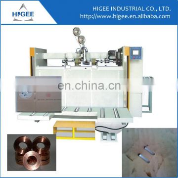 Corrugated cardboard stapling machine folding carton sealing machine