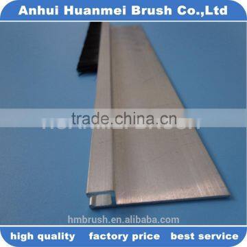 Strip brush with aluminium alloy base