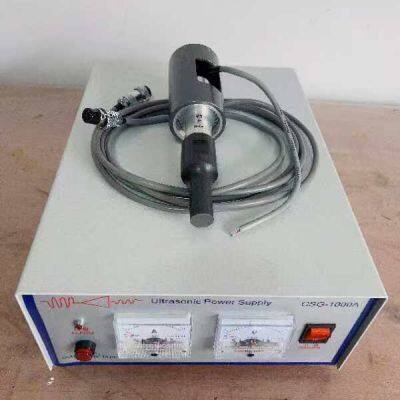 Cortador Ultrassônico de Alta Resistência para Tecelagem com Frequência de 20kHz e Potência de 200-300W para Operação Contínua