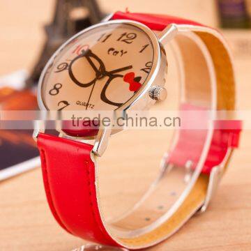 wholesale Alibaba Express Hot Sale Cheap Colorful Watch Lovely Glasses Red Leather Vogue Watch in Stock!