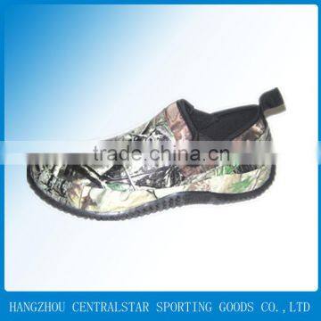 2014 Hot sale new cheap casual camo garden neoprene shoes