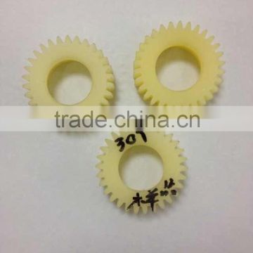 China Supplier Offering Types of Nylon Sprocket Gears for Electric Tricycle