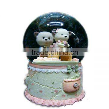 Cute Litter Bear Resin Glass Snow Globe