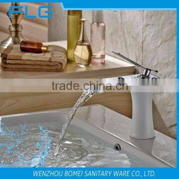 FLG0003 Polished Chrome White Colour Painting Waterfall Faucet