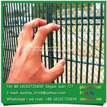 Heavy duty Australian security fencing 358 anti-climb mesh fencing for sale