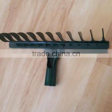 12 Tines Carton Steel Garden Lawn Rake for Sale photo-2