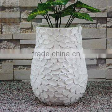 Hot Sale Flower Relief Polyresin Garden White Antique Pot Planter