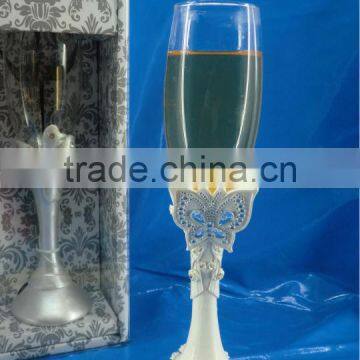 resin butterfly with wine glass toasting flutes wedding accessory
