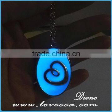 Night Ligh Glow in the Dark Necklace Fluorescent Hollow Locket Cage Glow In The Dark For Women photo-6