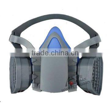 Half face gas mask with double filter cartridges