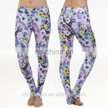 fitness diogital print leggings for women athletic close fit workout leggings