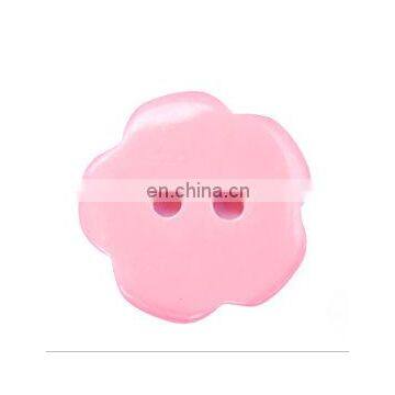 2 hole flower shaped resin button