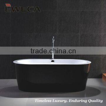 Bath tub oval shaped