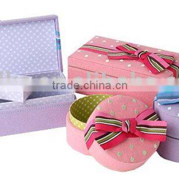 Gift box/ paper packing box