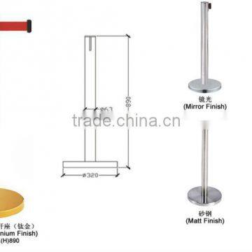 Brass Plated Self Retractable Belt Q Up Stand photo-2