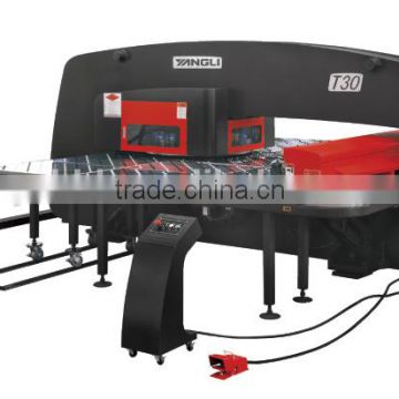 T30 manufacturing CNC punching machine hydraulic punch press with FANUC Oip CNC Control