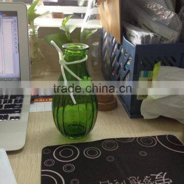 200ml glass vase with leather rope and flower                        
                                                Quality Choice