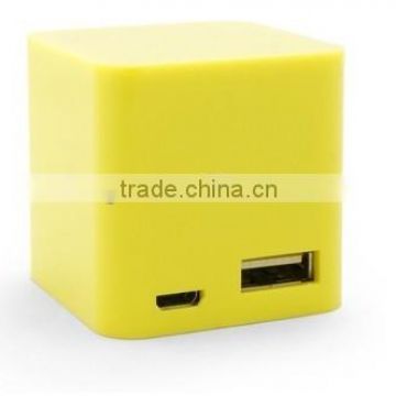 Colorful Tiny power bank 2400mAh