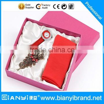 Watch gift set in pink color with head decoration for girl freind in Valentine's Day