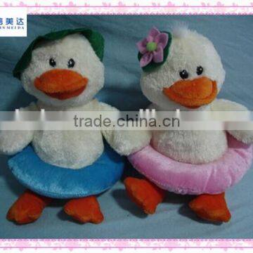 plush swing ring duck toy