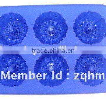12 cup silicone muffin pan