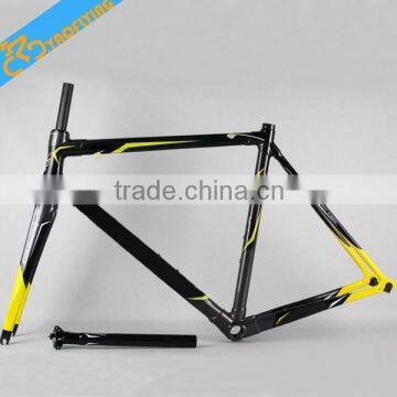 2015 Chinese Popular Style Carbon Fiber Road Bike/bicycle Frame for Sale Include Frmae Fork Seatpost Headsets Clamp Color White