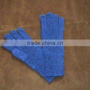 Classic and cable knitted cashmere glove