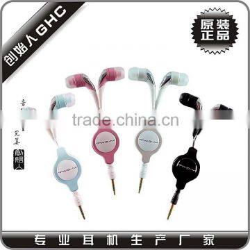 plastic retractable earbuds with mic high quality design and free samples offered