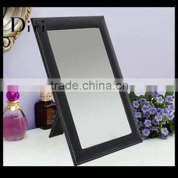 High quality beautiful free standing cosmetic mirror