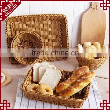 Woven bread basket / Plastic food basket