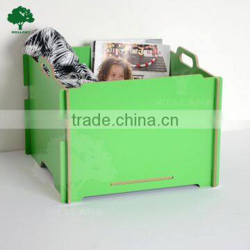 Decorative foldable storage box