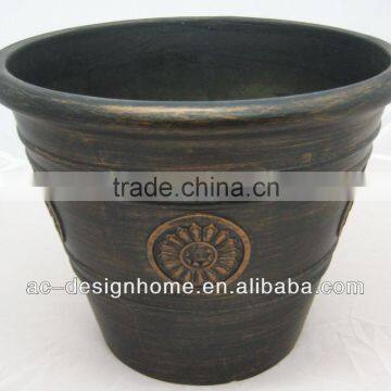 ROUND STACKABLE BLACK/GOLD PU FOAM PLANTER