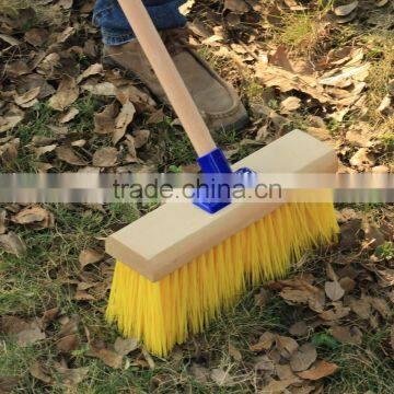 2015 hot sell scrub brush with long handed