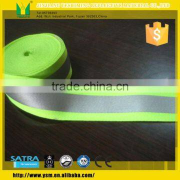 Hi vis retro reflective fabric