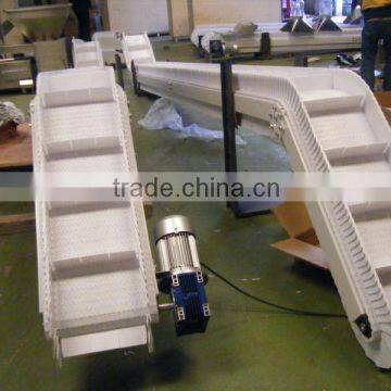 White PP food conveyor in belt type