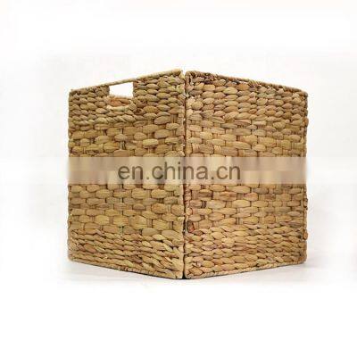 2019 hot sale eco-friendly large yellow straw iron hanging hotel laundry basket hamper for toys