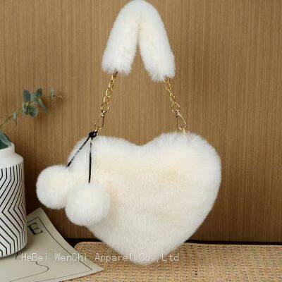 023Plush bag Heart shape cute fashion handbag Fur lady bag Winter bag