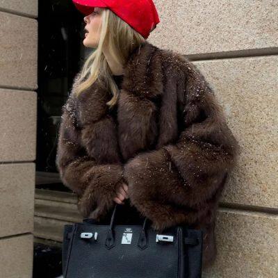 2025 Wholesale Faux Fur Coat with Lapel Collar for Women – Elegant and Warm Winter Outerwear