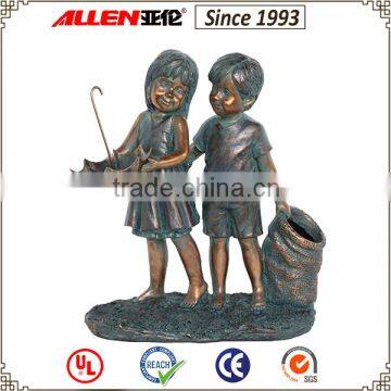 Boy And Girl Stand grass Decoration