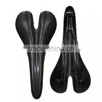 Weight light new product 2016 hot road bicycle or mountain bike carbon fiber saddle bicycle parts and accessories