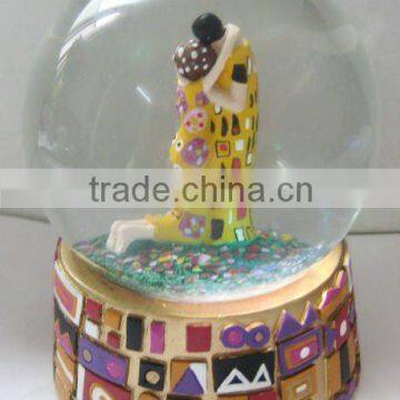 High quality resin customized snow globe