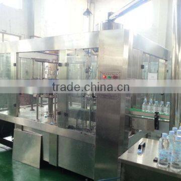 Mineral water monoblock filler and capper