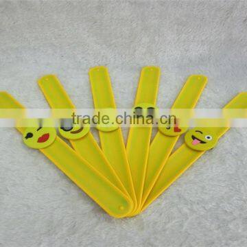 Factory Wholesale Silicone Emoji Bracelet Emoji Pvc Bracelet Emoji Snap Bracelet Logo ok photo-6