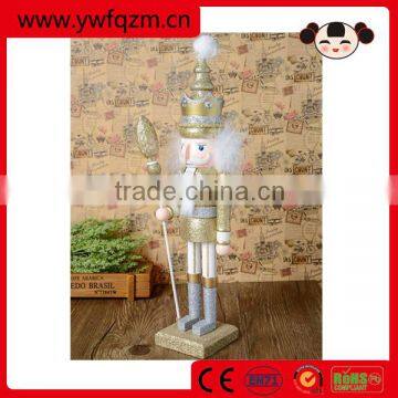 Hot selling wooden nutcracker fashion christmas gift