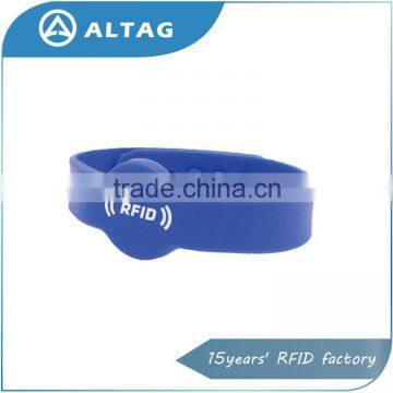 Adjustable Smart Silicone HF RFID Wristband